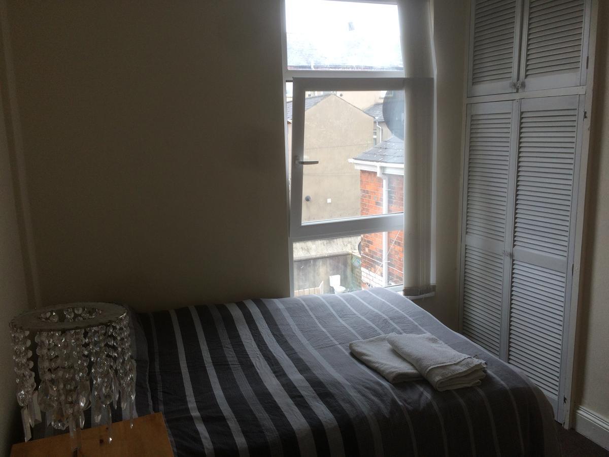 Michaels Place Bed and Breakfast Belfast Exteriör bild